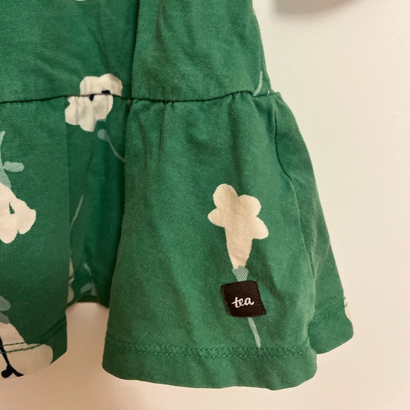 Tea Collection Tiered Skirt Dress, size 4 - Picture 4 of 4